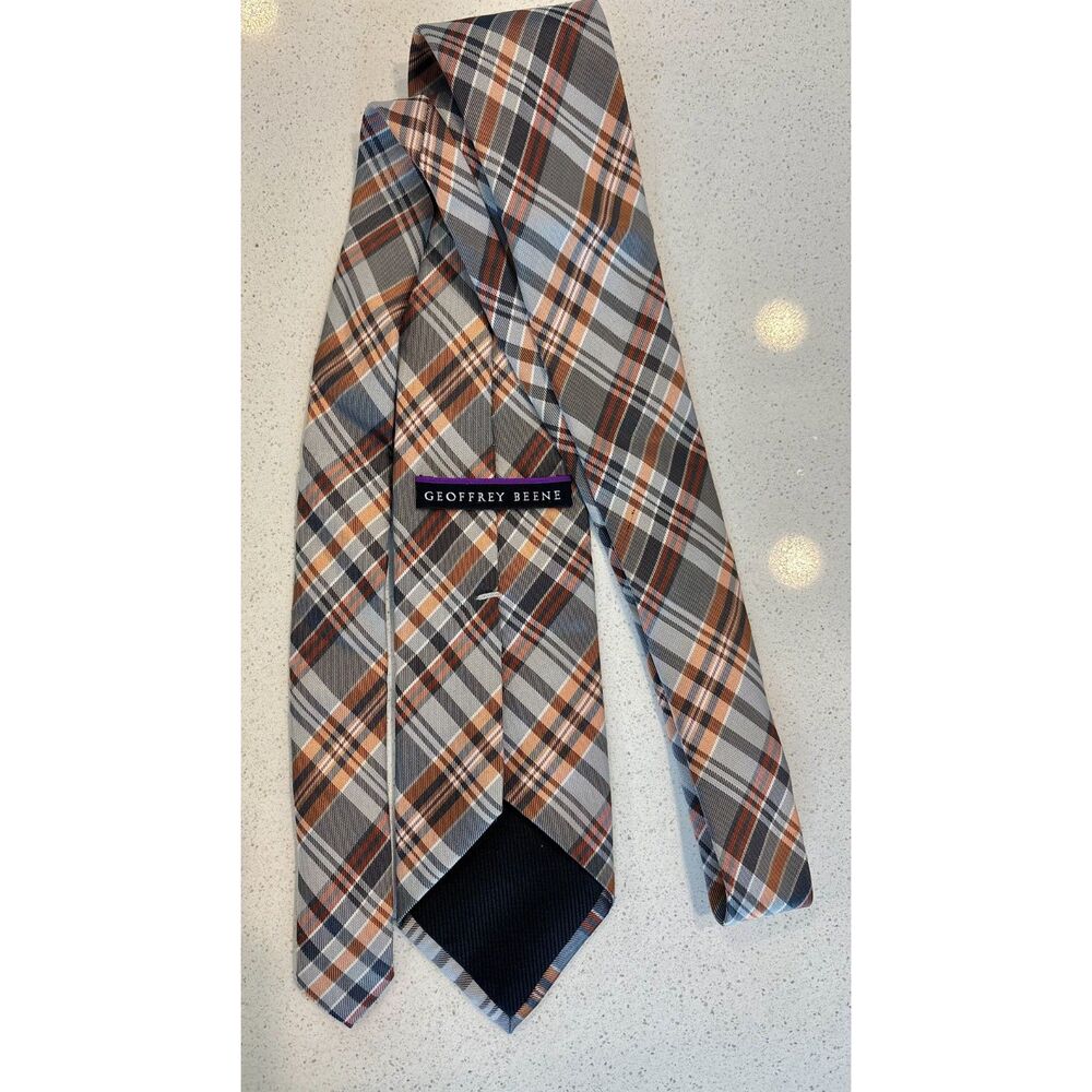 Geoffrey Benne Tie 3"